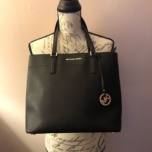 👜Michael Kors👜 Bristol Satchel.